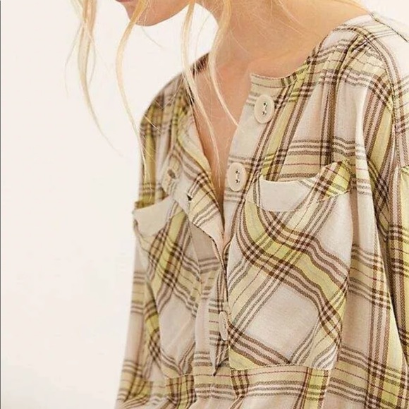 FREE PEOPLE - It’s the Good Life Plaid Top with Pale Green Accents - Picture 4 of 12